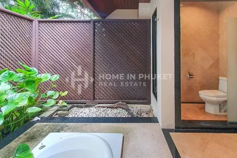 Casa de 4 dormitorios en Nai Harn Beach, Tailandia № 131267 - foto 17