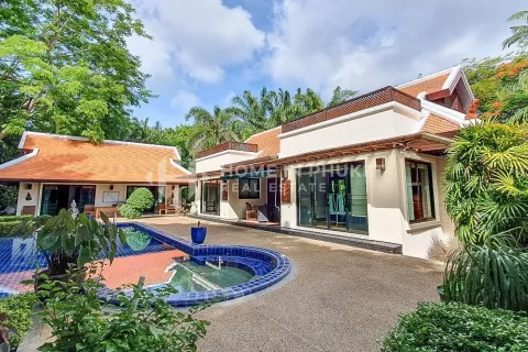 Casa de 4 dormitorios en Nai Harn Beach, Tailandia № 131267 - foto 2