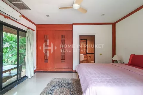 Casa de 4 dormitorios en Nai Harn Beach, Tailandia № 131267 - foto 19