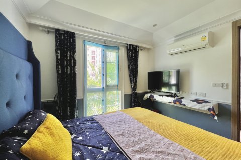 Apartamento de 1 dormitorio en Pattaya, Tailandia № 101404 - foto 12