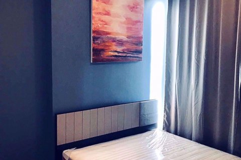 Condominio de 1 dormitorio en Huai Khwang, Bangkok, Tailandia № 76408 - foto 6
