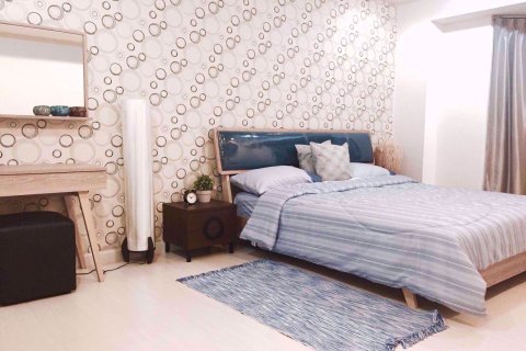 Condominio de 3 dormitorios en Watthana, Bangkok, Tailandia № 77237 - foto 4