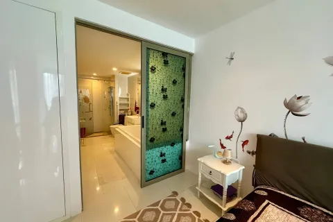 Appartement à Pattaya, Thaïlande 2 chambres № 80310 - photo 16