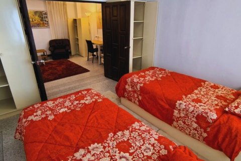 Condo in Pattaya, Thailand, 2 bedrooms № 119663 - photo 16
