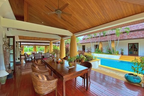 Casa de 5 dormitorios en Hua Hin, Tailandia № 125162 - foto 5