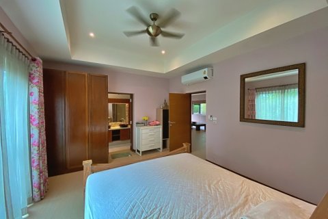 Casa de 3 dormitorios en Hua Hin, Tailandia № 125158 - foto 15