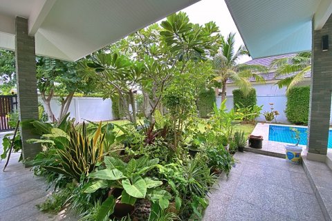 Casa de 3 dormitorios en Hua Hin, Tailandia № 125160 - foto 12