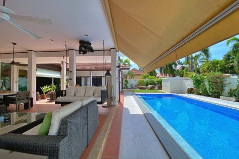 Casa de 4 dormitorios en Hua Hin, Tailandia № 125161 - foto 9