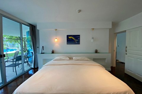 Condo in Hua Hin, Thailand, 2 bedrooms  № 125157 - photo 10