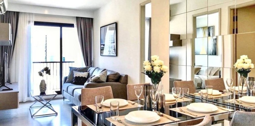Condominio de 2 dormitorios en Bangkok, Tailandia № 132811