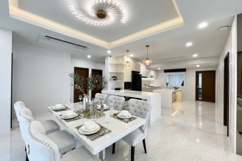 Chalet de 4 dormitorios en Phuket, Tailandia № 132809 - foto 5