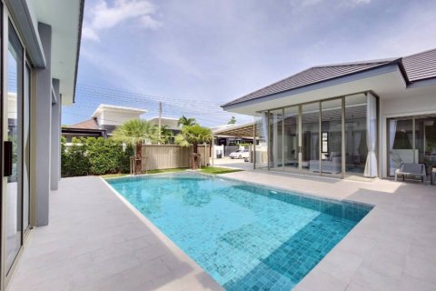 Chalet de 4 dormitorios en Hua Hin, Tailandia № 132807 - foto 5
