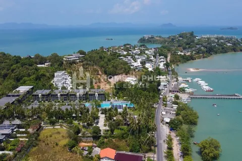 Condo in Phuket, Thailand, 2 bedrooms  № 131628 - photo 20