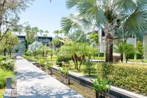 Condo in Phuket, Thailand, 2 bedrooms  № 131628 - photo 16
