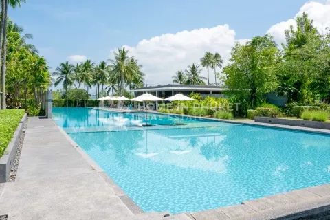Condo in Phuket, Thailand, 2 bedrooms  № 131628 - photo 17