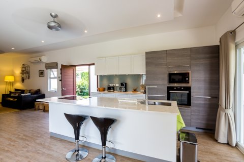 Chalet de 3 dormitorios en Hua Hin, Tailandia № 79258 - foto 9