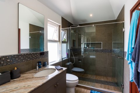 Chalet de 3 dormitorios en Hua Hin, Tailandia № 79258 - foto 26