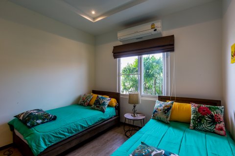 Chalet de 3 dormitorios en Hua Hin, Tailandia № 79258 - foto 11