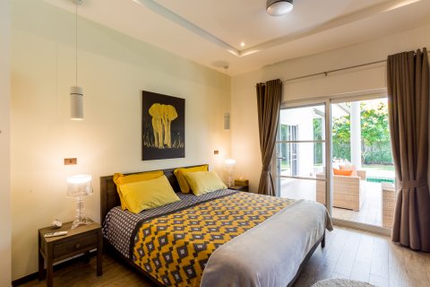 Chalet de 3 dormitorios en Hua Hin, Tailandia № 79258 - foto 13