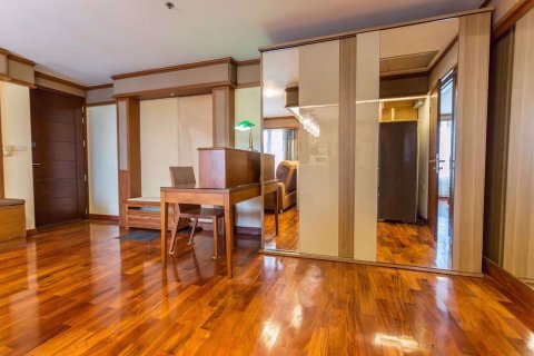 Condominio de 1 dormitorio en Pathum Wan, Bangkok, Tailandia № 76809 - foto 8