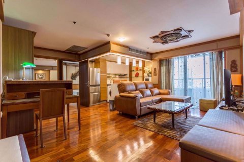 Condominio de 1 dormitorio en Pathum Wan, Bangkok, Tailandia № 76809 - foto 2