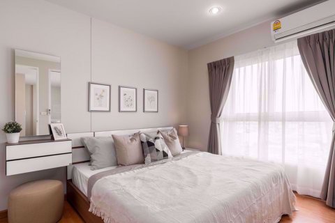 Condominio de 1 dormitorio en Thonburi, Bangkok, Tailandia № 76970 - foto 5