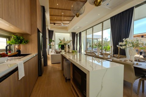 Chalet de 3 dormitorios en Nai Yang, Tailandia № 71627 - foto 19
