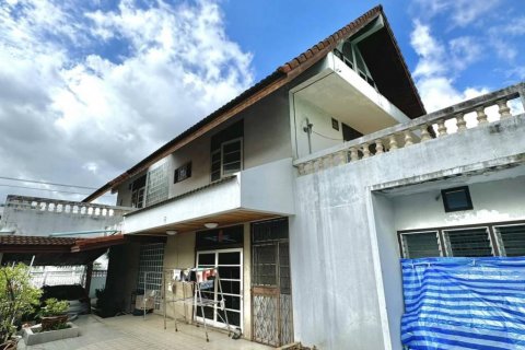Casa de 4 dormitorios en Bangkok, Tailandia № 116166 - foto 2