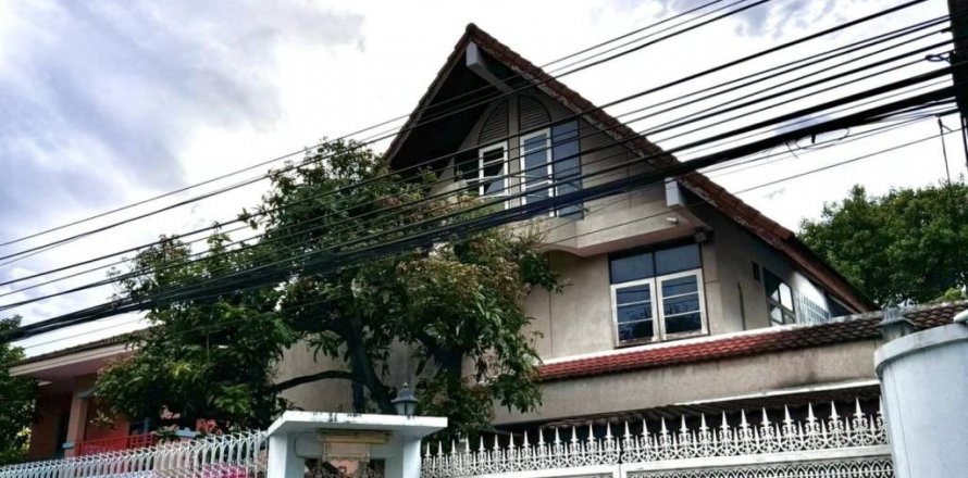 Casa de 4 dormitorios en Bangkok, Tailandia № 116166