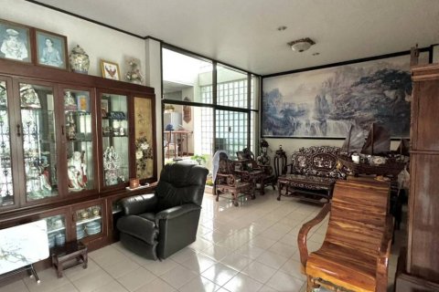 Casa de 4 dormitorios en Bangkok, Tailandia № 116166 - foto 8