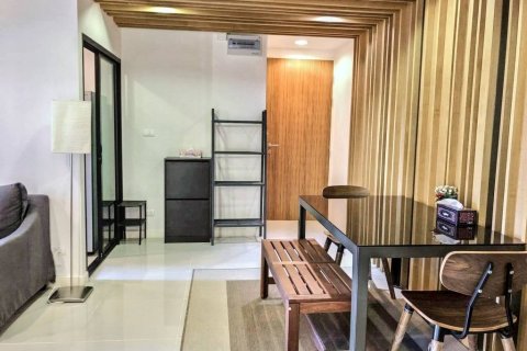 Condominio de 2 dormitorios en Khlong Toei, Bangkok, Tailandia № 116163 - foto 3