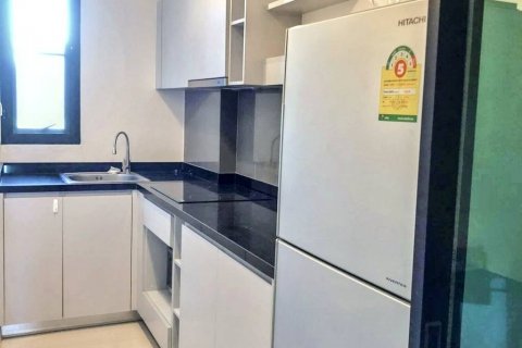 Condominio de 2 dormitorios en Khlong Toei, Bangkok, Tailandia № 116163 - foto 6