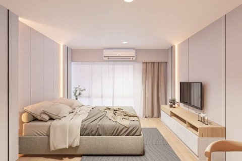 Eigentumswohnung in Huai Khwang, Bangkok, Thailand, 3 Schlafzimmer № 124060 - Foto 2