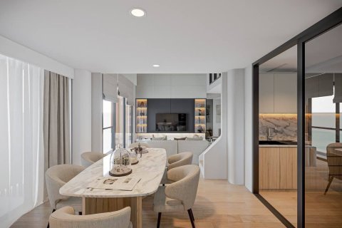 Eigentumswohnung in Huai Khwang, Bangkok, Thailand, 3 Schlafzimmer № 124060 - Foto 15