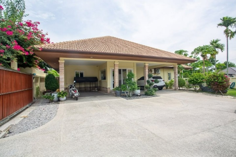 Casa de 3 dormitorios en Hua Hin, Tailandia № 124016 - foto 20