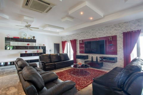 Casa de 3 dormitorios en Hua Hin, Tailandia № 124016 - foto 10