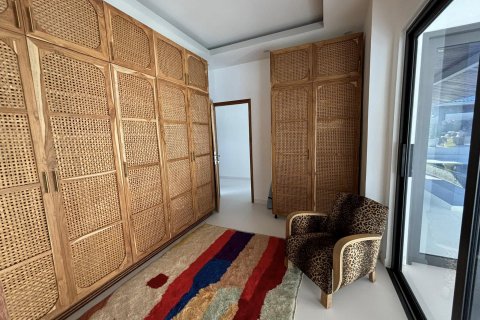 Casa de 3 dormitorios en Ko Samui, Tailandia № 124018 - foto 4