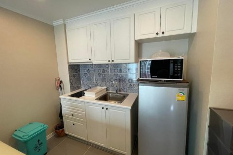Apartamento de 1 dormitorio en Jomtien Beach, Pattaya, Tailandia № 106684 - foto 4