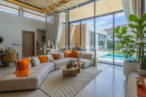Casa de 4 dormitorios en Phuket, Tailandia № 130874 - foto 5