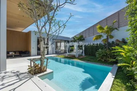 Casa de 4 dormitorios en Phuket, Tailandia № 130874 - foto 3