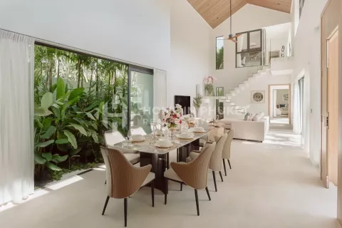 Casa de 4 dormitorios en Phuket, Tailandia № 130875 - foto 4
