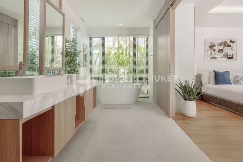 Casa de 4 dormitorios en Phuket, Tailandia № 130875 - foto 15
