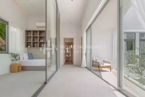 Casa de 4 dormitorios en Phuket, Tailandia № 130875 - foto 17