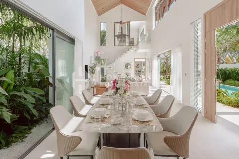 Casa de 4 dormitorios en Phuket, Tailandia № 130875 - foto 6
