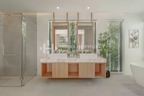 Casa de 4 dormitorios en Phuket, Tailandia № 130875 - foto 14