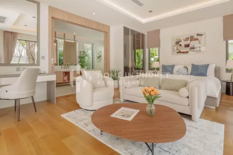 Casa de 4 dormitorios en Phuket, Tailandia № 130875 - foto 12