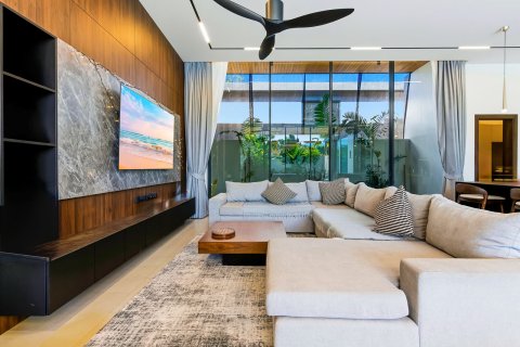 Chalet de 4 dormitorios en Bang Tao, Tailandia № 70709 - foto 16