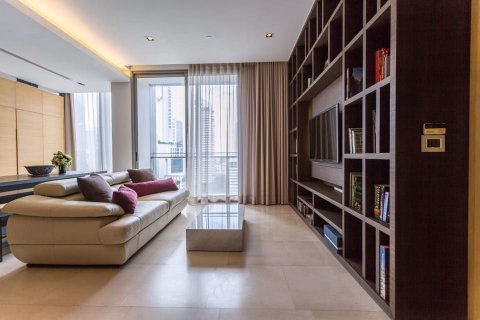 Condominio de 2 dormitorios en Bang Rak, Bangkok, Tailandia № 76240 - foto 23