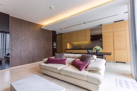 Condominio de 2 dormitorios en Bang Rak, Bangkok, Tailandia № 76240 - foto 9