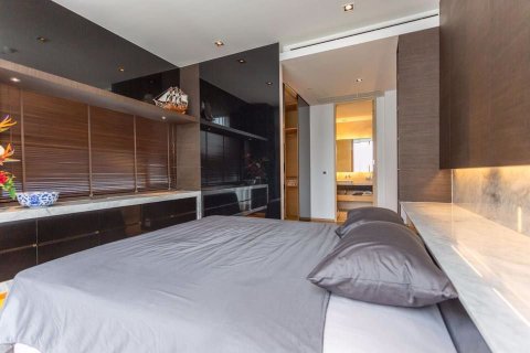 Condominio de 2 dormitorios en Bang Rak, Bangkok, Tailandia № 76240 - foto 28